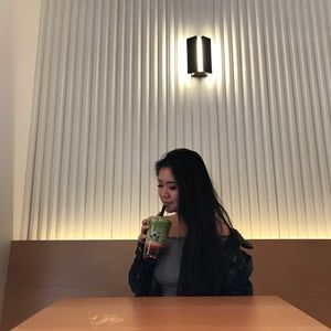 Meet your Posher, Samantha